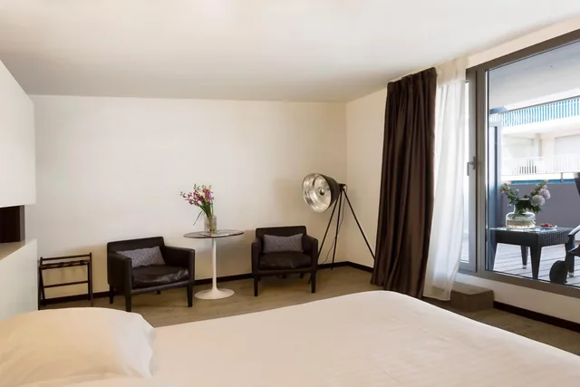 Deluxe, Double Bed, Street View, Terrace، Royal Antibes - Luxury Hotel, Residence, Beach & SPA 3/7