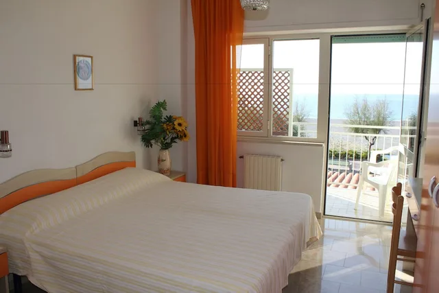 غرفة بسرير مزدوج أو سريرين منفصلين، Hotel Germania 1/6