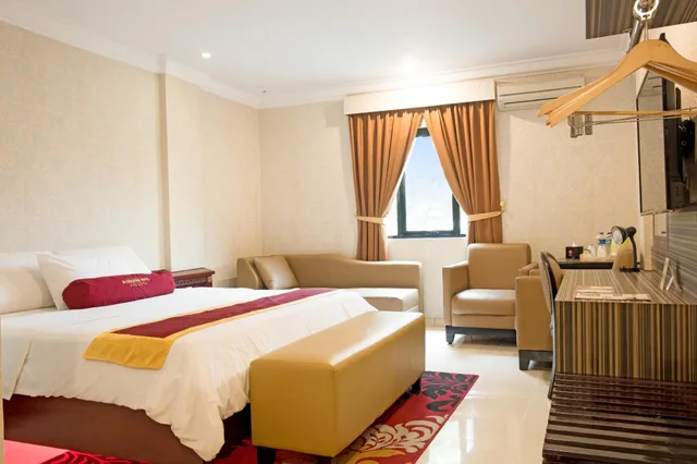 جناح، BI Executive Hotel 2/2
