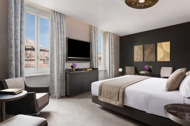 جناح بسرير كينج بغرفة نوم واحدة، The Pantheon Iconic Rome Hotel, Autograph Collection 5/10