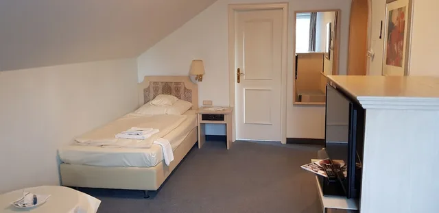 غرفة أساسية مفردة بسرير فردي، AKZENT Hotel Gut Hoeing 3/5