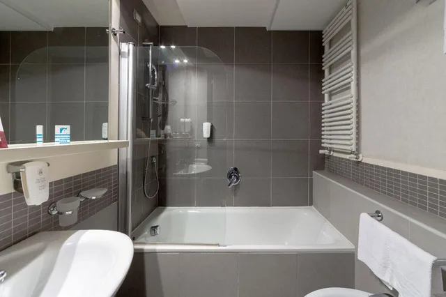 جناح بسرير مزدوج، Hotel Naples 5/5