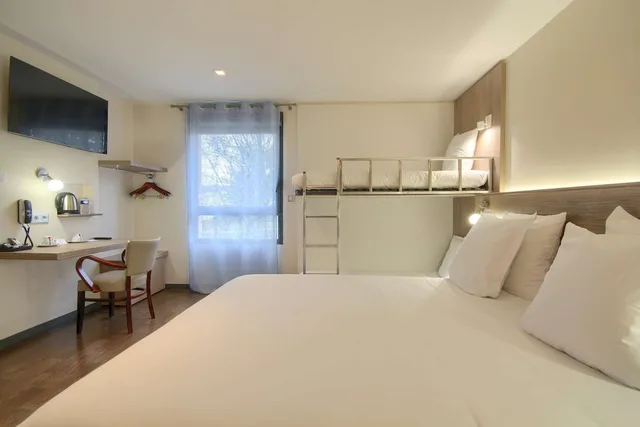 Family, Multiple Beds، Sure Hotel By Best Western Reims Nord 4/8