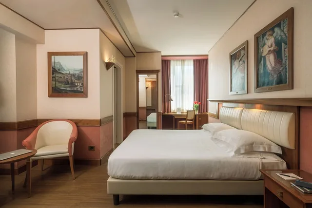 غرفة قياسية بسريرين منفصلين، Sangallo Palace 3/9