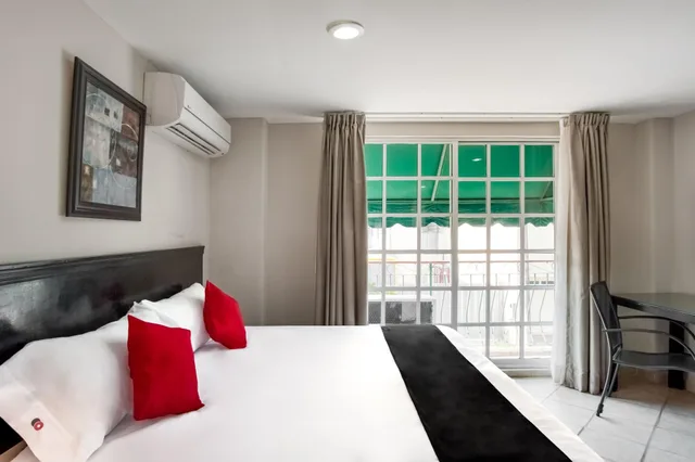 Standard, Boca Inn Hotel &amp; Suites 3/6