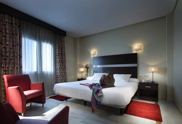 جناح جونيور بسرير مزدوج، Hotel Abades Benacazon 1/1