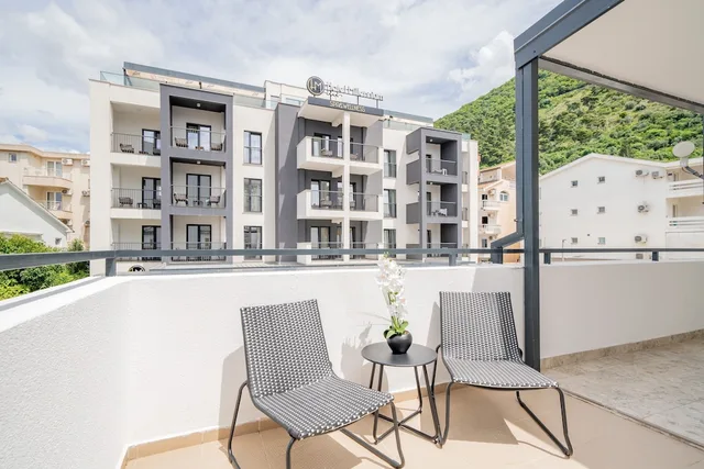 Hotel Aquamarin Budva، بودفا 3/50