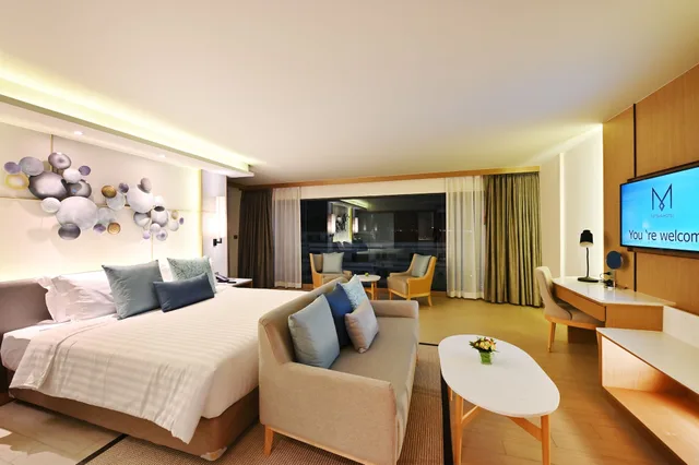 Royal, Suite, Double Bed, M Pattaya Hotel 6/10