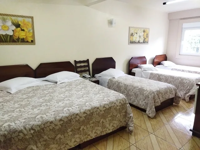 غرفة قياسية رباعية بسرير مزدوج وسريرين منفصلين، Hotel Pequenino 2/3