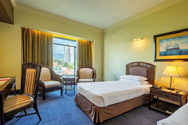 Superior, Waterfront Cebu City Hotel and Casino 3/10