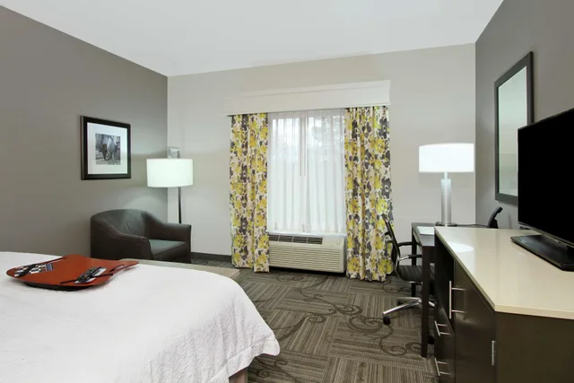 غرفة بسرير مزدوج، Hampton Inn And Suites Columbus/University Area 1/4