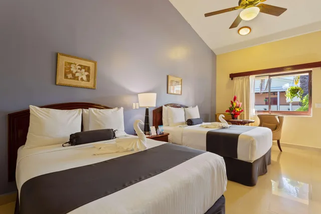 Room, 2 Double Beds, Best Western Plus Belize Biltmore Plaza 1/2