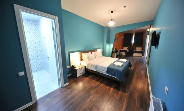استوديو عائلي، Boho Tiflis Hotel 1/10
