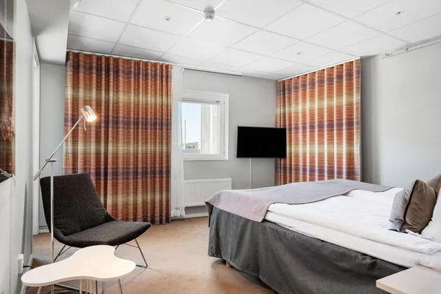 Standard, Multiple Beds, Sofa، Best Western Plus John Bauer Hotel 1/2