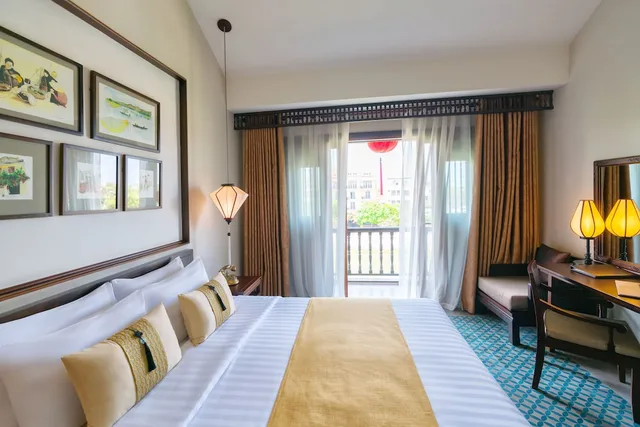 جناح بسرير كوين بإطلالة على النهر، Little Hoi An A Boutique Hotel & Spa 1/4