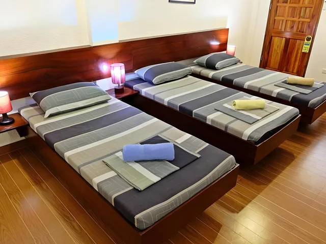 غرفة قياسية ثلاثية، Bohol Sunside Resort 2/3