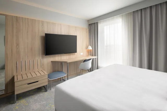 غرفة قياسية بسرير كينج، Courtyard by Marriott Paris Charles de Gaulle Central Airport 7/10