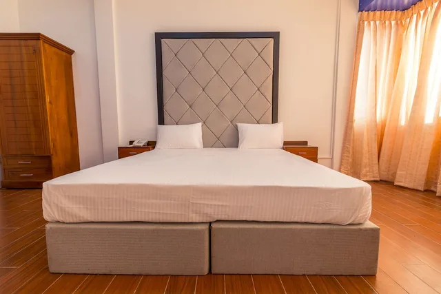 Superior, Double or Twin Bed, Executive Level، Metro Port City Hotel 2/5