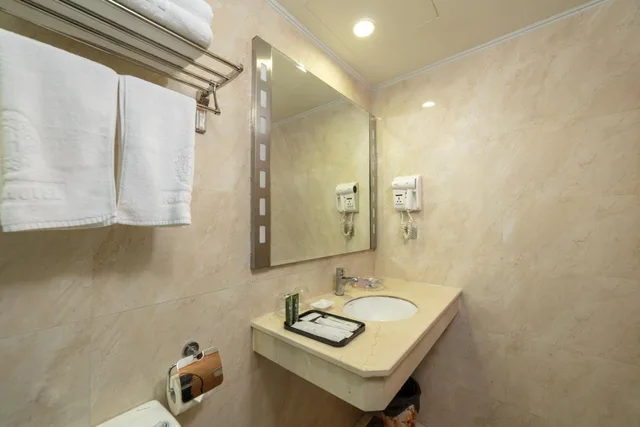جناح، Halo Hanoi Hotel (ex Dai Duong Hotel 3) 10/10