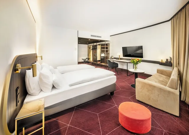 جناح جونيور عائلي بسرير كينج مع أريكة، Vienna House by Wyndham Diplomat Prague 1/2