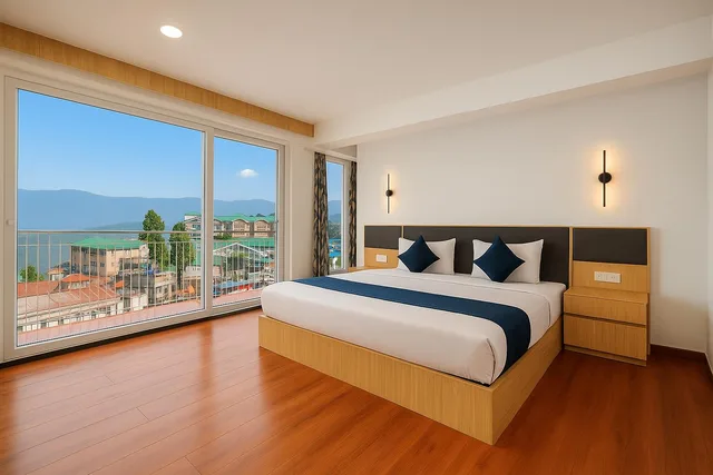 Heritage, Premium, Queen Bed, Balcony، Central Heritage 1/1