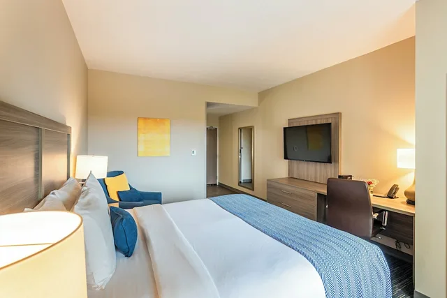 غرفة بسرير كينج، Pestana Orlando Suites Lake Buena Vista 7/10