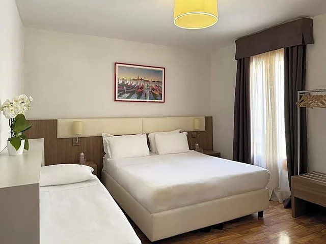 غرفة قياسية ثلاثية، Hotel Il Moro di Venezia 3/5