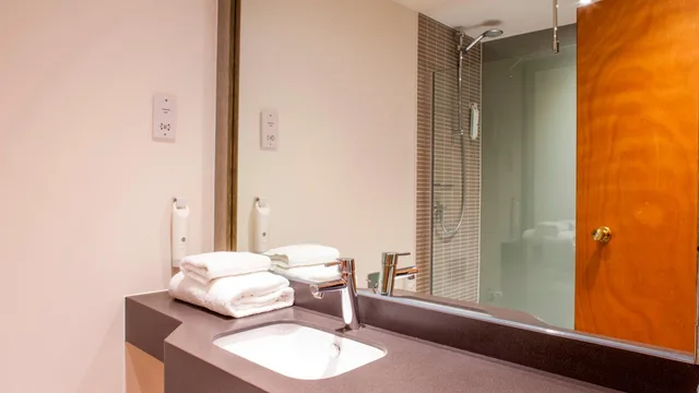 Room, Single, Holiday Inn Rotherham Sheffield 7/9
