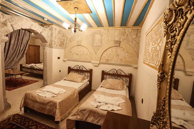 Stone, Family, Twin Beds, Courtyard View، Alaturca House 4/10