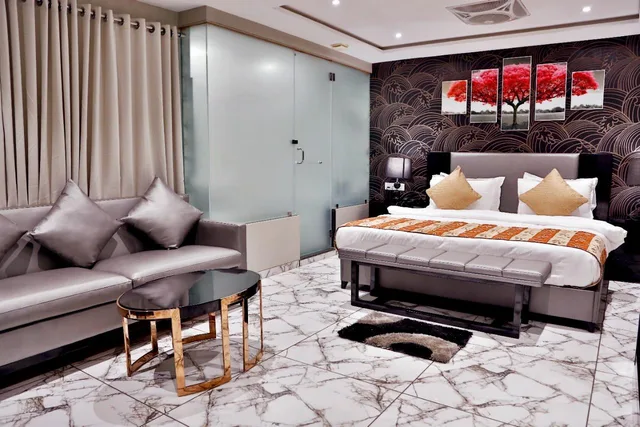 جناح ملكي، Hotel Kings Heritage 1/1