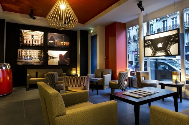 غرفة قياسية بسرير مزدوج أو سريرين منفصلين، Hotel Atmospheres 1/2