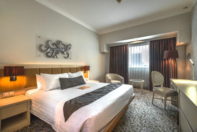Superior, Double Bed, Verwood Hotel & Service Residence 1/4