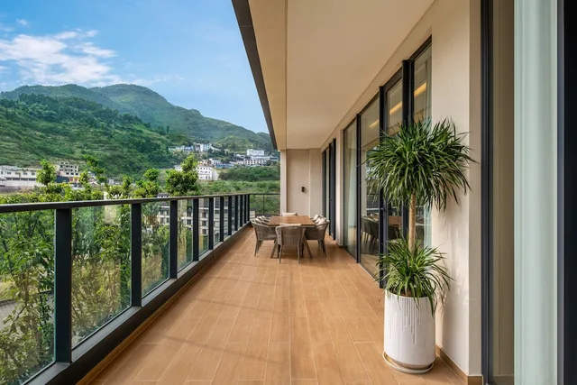 Intercontinental Maotai Town by IHG, Loushanguan 48/50