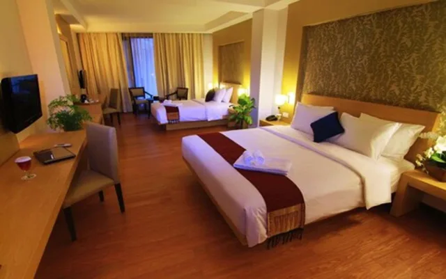 غرفة عائلية بسرير مزدوج وسرير فردي، The Axana Hotel 1/1