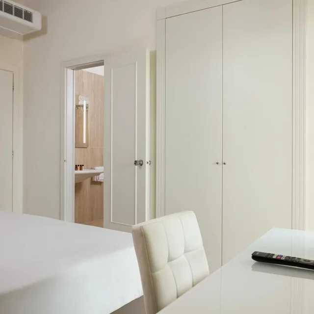 غرفة متصلة، Hotel Gallia 3/10