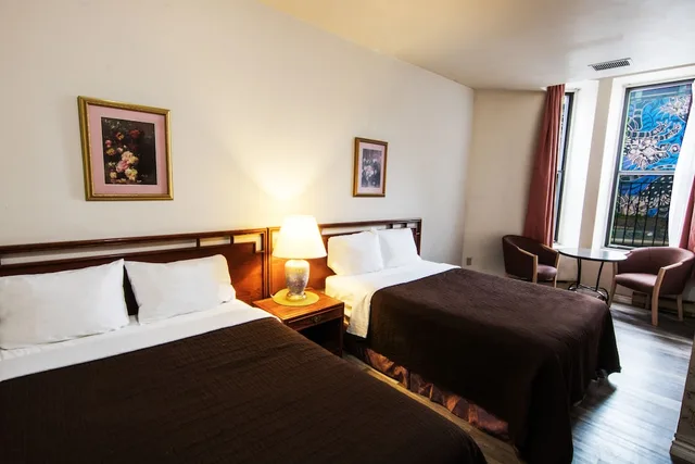 غرفة قياسية بسريرين مزدوجين بحمام خاص، Hotel Casa Bella 1/2