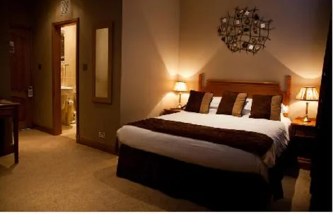 غرفة بسرير كينج، The City Hotel 5/9