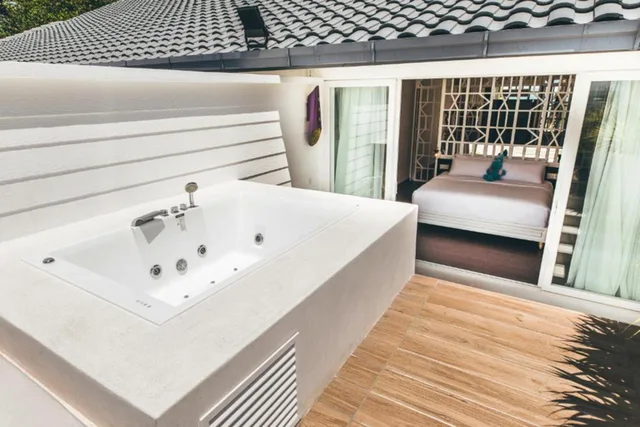 Dash, Premium, Sea View, Hot Tub، Dash Resort Langkawi 2/2