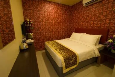 غرفة سوبيريور بسرير كوين، Prince 33 Hotel 1/2