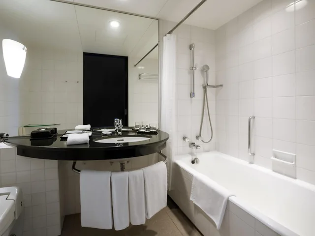 Renovated, Deluxe, King Bed, Sea View، Grand Prince Hotel Osaka Bay 1/1