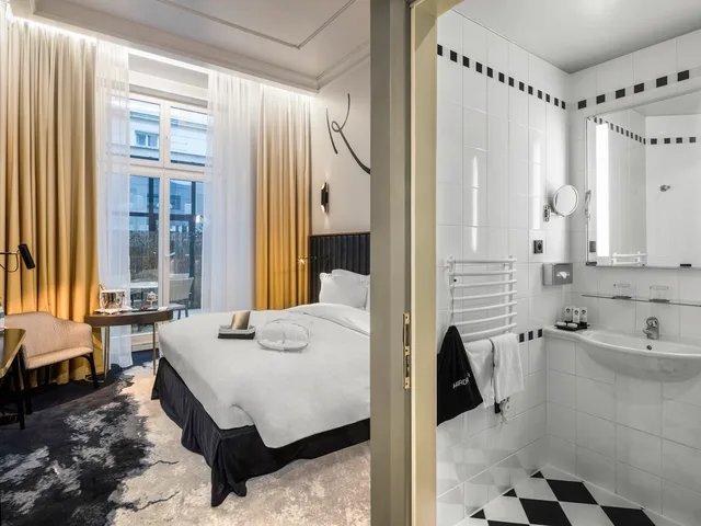 غرفة سوبيريور بسرير مزدوج، Hotel Century Old Town Prague Mgallery By Sofitel 1/1