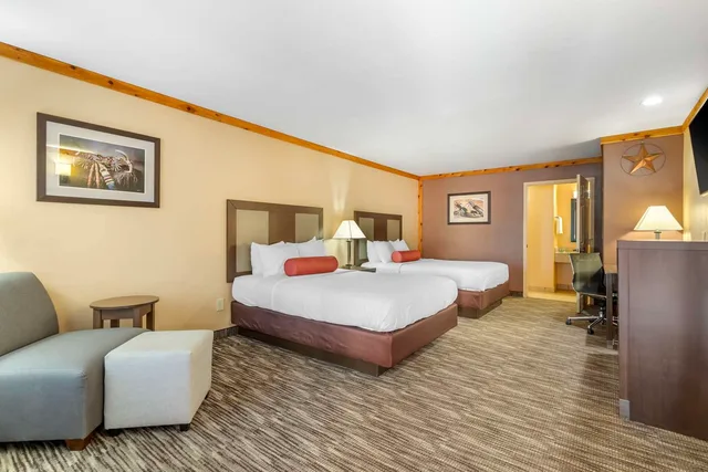 غرفة بسريرين كوين، Best Western Windwood Inn & Suites 1/4