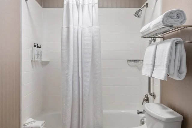 جناح بسرير كينج مع أريكة، Springhill Suites Phoenix Glendale Sports And Entertainment District 4/8