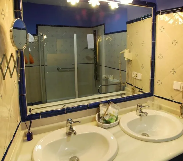 Superior, Twin Beds, Alvar Fanez 8/10