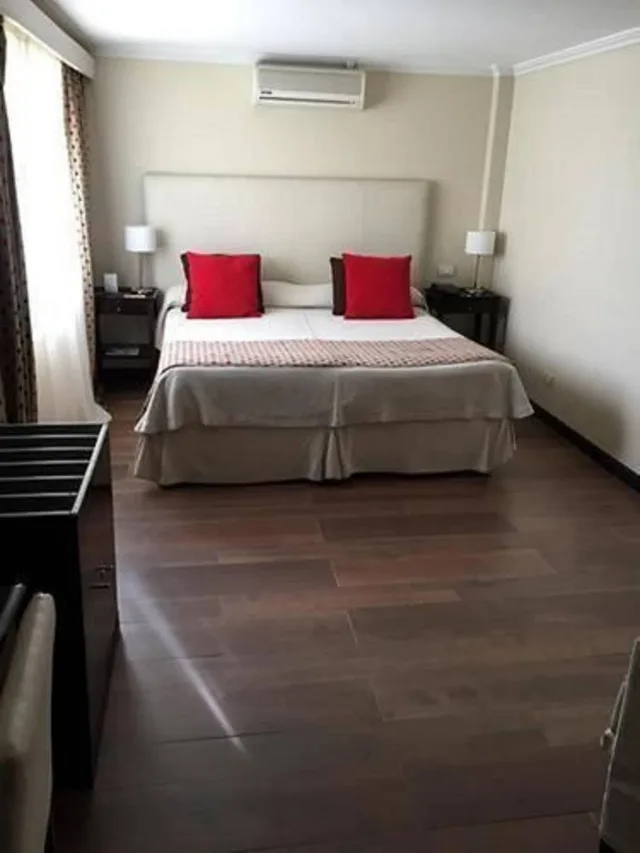 غرفة كلاسيكية بسرير مزدوج، Kenton Palace 1/10