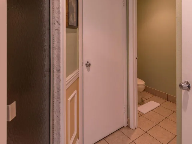 جناح ديلوكس بسرير كينج بجاكوزي، Inn of the Dove 8/8