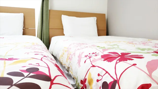غرفة قياسية بسريرين منفصلين بإطلالة على الجبل بمطبخ، Kariyushi Condominium Resort Yaka Seaside 1/1