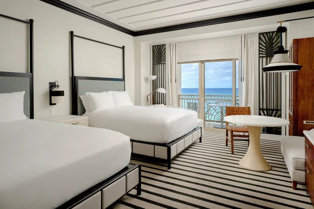 Room, 2 Queen Beds, Ocean Front, Balcony، The Ritz Carlton Grand Cayman 5/8