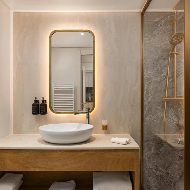 غرفة سيغنتشر بغرفة نوم واحدة، Royal Manotel 7/7