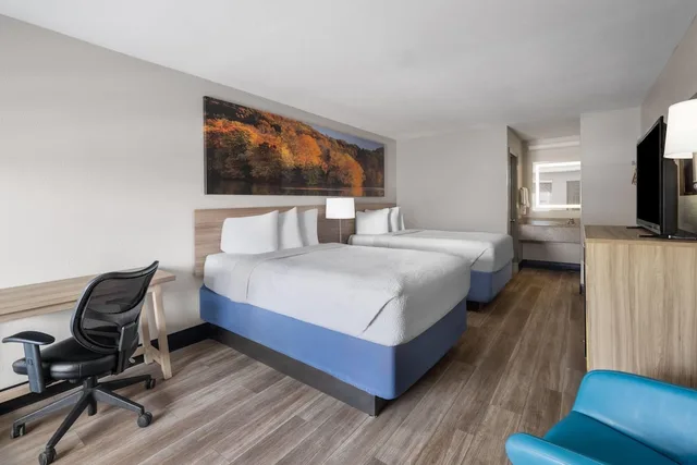 غرفة بسريرين مزدوجين، Days Inn by Wyndham Alma 3/10